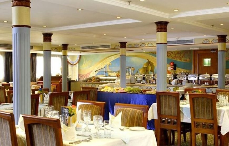 Nile Cruise Dinner with Traditional Egyptian Entertainment