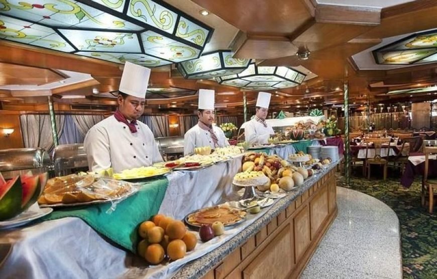Nile Cruise Dinner with Traditional Egyptian Entertainment