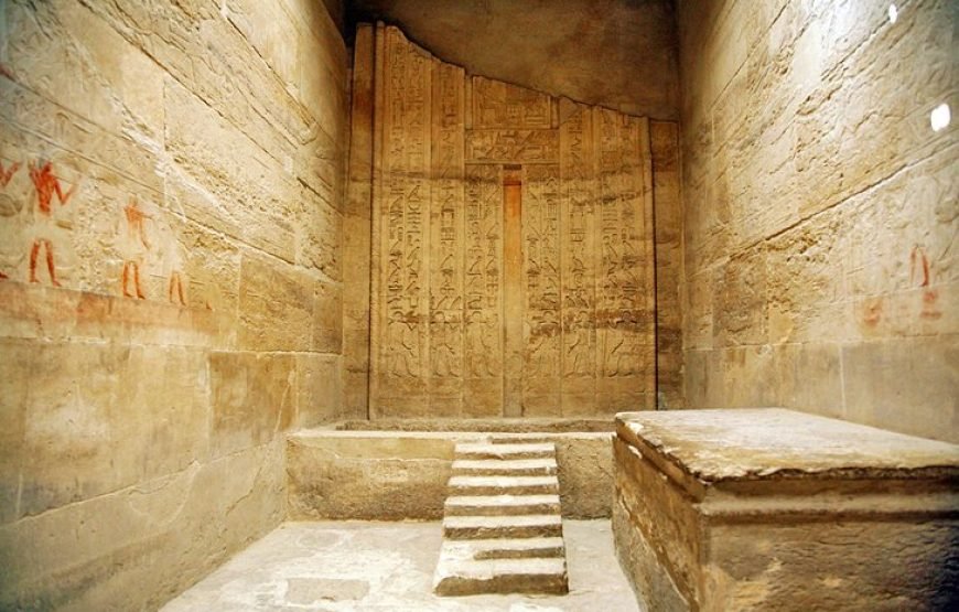 Pyramids, Memphis and Saqqara Tour