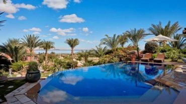 Hotels In Tunis Village