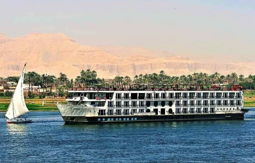 10 Days Luxury Holiday Tour Egypt – Nile Cruise, Cairo & Abu Simbel