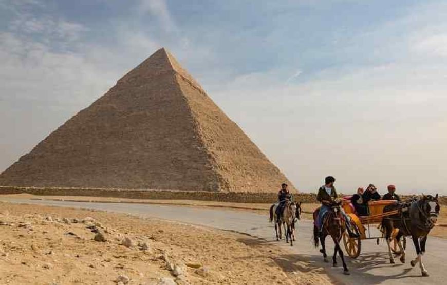 Grand Museum and Pyramids Tour