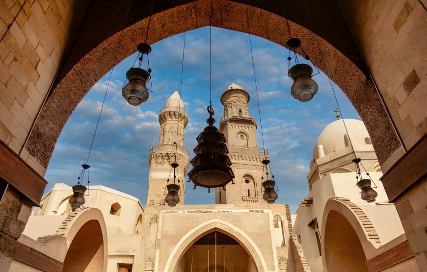 Egyptian Museum, Old Coptic and Islamic Cairo Tour