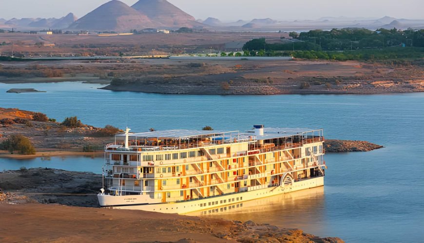 Lake Nasser In Africa