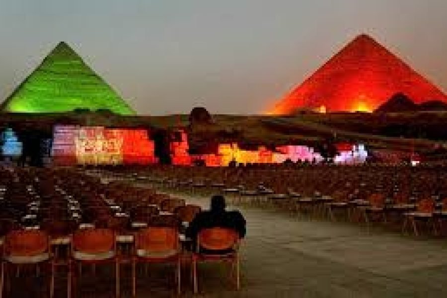Sound and light show pyramids with dinner