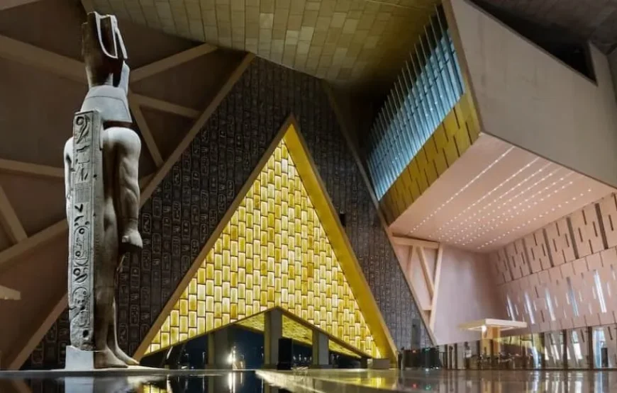 Grand Museum and Pyramids Tour